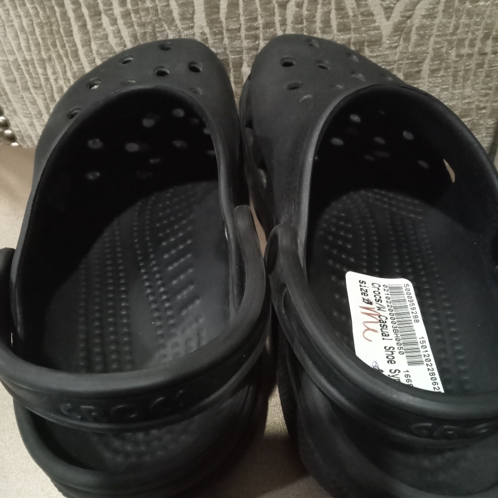 black Crocs - Picture 3 of 10